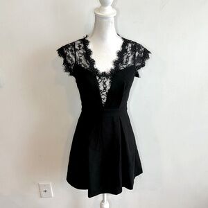 BCBGeneration Women’s Lace Mini Dress s Women’s Size 0 New With Tags